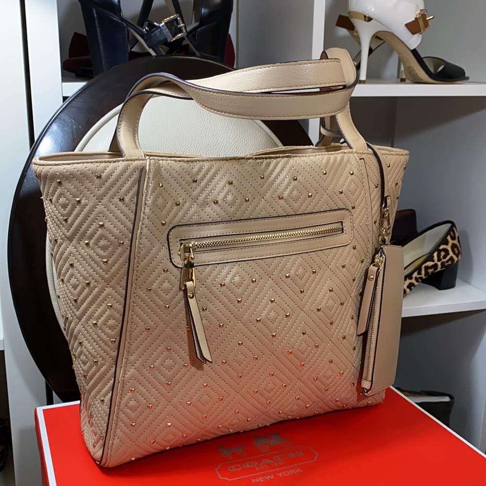 I.N.C bag brand new beautiful.